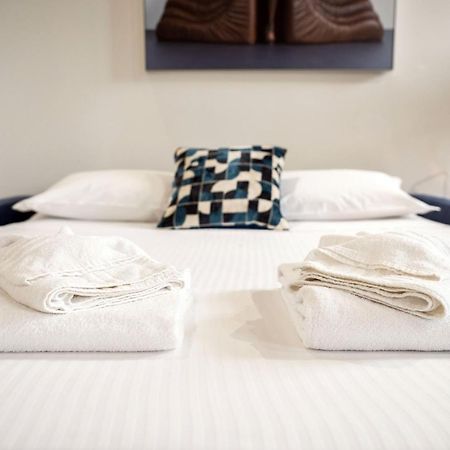 Artsy And Elegant Apartment Near Pantheon Rome Bagian luar foto