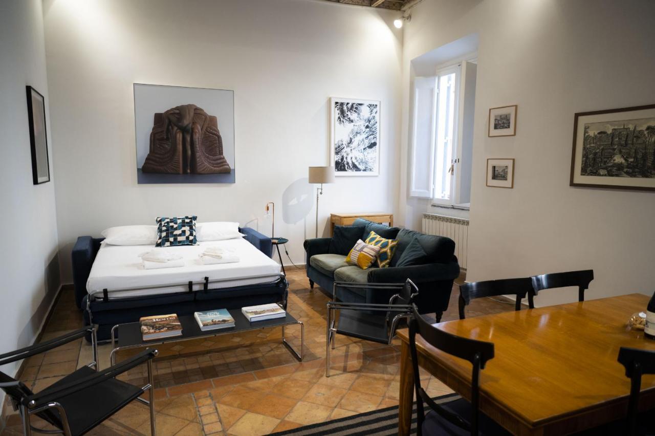 Artsy And Elegant Apartment Near Pantheon Rome Bagian luar foto