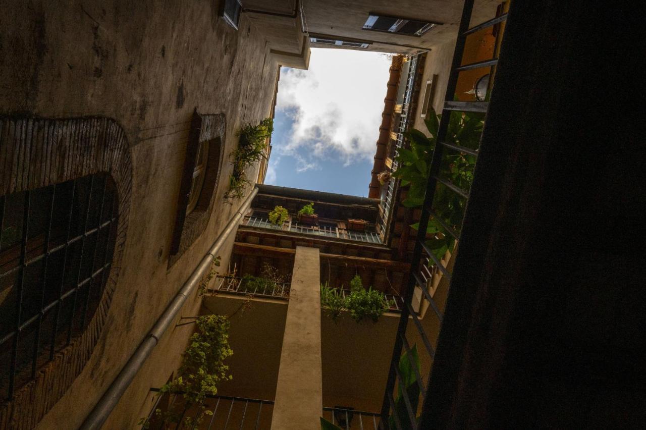 Artsy And Elegant Apartment Near Pantheon Rome Bagian luar foto